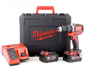 Milwaukee M18 BLPD-502C – Kit taladro compacto percutor, 60Nm, 2 baterías y cargador